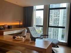 -优逸酒店(柳州窑埠古镇万象城店)