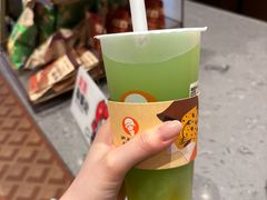 -沪上阿姨·臻选茶饮(上海环球港店)