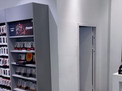 -Apple授权专营店(宝山万达店)
