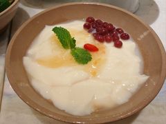 -孔雀云贵川·融合菜(长宁来福士店)