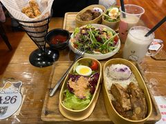 -猫小院猫主题咖啡厅(北锣店)