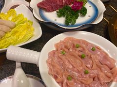 -小天鹅火锅·一线江景洪鼎旗舰店(洪崖洞店)