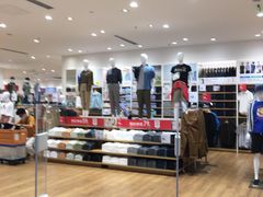 -优衣库(广州番禺万达广场店)