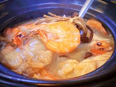 干贝鲜虾鲜蚝砂锅粥-官塘鱻鱻鱼生