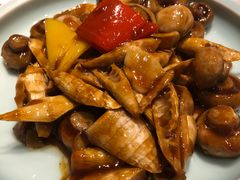 鲜口蘑烧芦笋-北平盛世·新京菜·北京烤鸭(劲松·双井店)