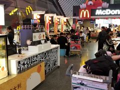 -麦当劳(吴圩机场店)