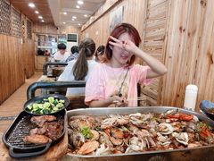 -老东镇啤酒屋海鲜加工·蒸汽海鲜·海鲜烧烤(台东店)