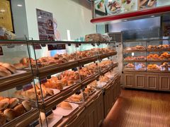面包甜点陈列柜-新侨三宝乐西餐厅(崇文门店)