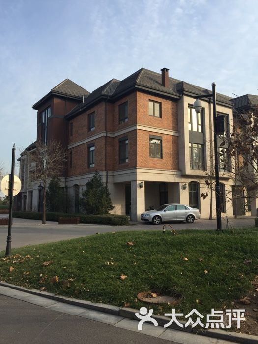 艾力枫社高尔夫酒店