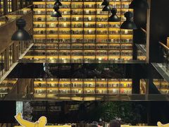 -半山书局(新世纪商城店)