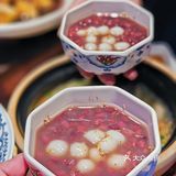 你敢信吗？人均50元就能吃上啫啫海鲜！！