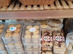 -牛朋牛奶棚(南昌路店)