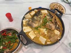 -山里饭店(贵安店)