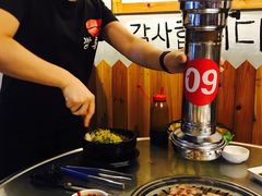-缸桶屋韩国料理·全程帮烤(泰禾店)