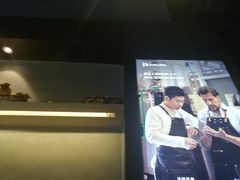 -瑞幸咖啡(新世界中心店)