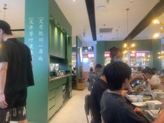 -一席地·本地鸡窝·杭帮鸡火锅(萧山银隆百货店)