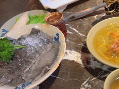 -渝大狮毛肚老火锅(遂宁万达店)