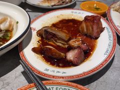 烧味拼盆-皇后餐厅-煲仔·小菜·打边炉(古北店)