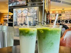 -黑胶星球(华发中城商都店)