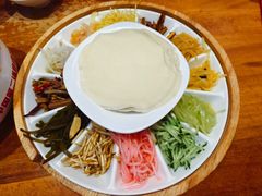 -怪噜范·老贵阳街头名小吃(鸿通城店)