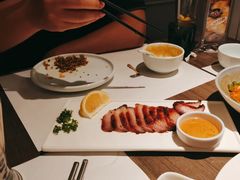 -港丽餐厅(来福士店)