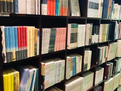 -新华书店(新街口旗舰店)