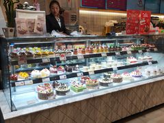 -罗森尼娜(德思勤店)