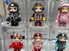 -泡泡玛特POPMART(国金街店)
