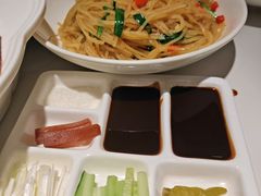 -小桃红·东北菜·春饼烤鸭(南阳湖街店)
