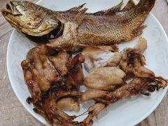卤牛蛙-蓝精灵饺子店
