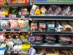 -全家便利店(杭州龙翔桥地铁站店)