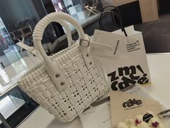 -BALENCIAGA(德基广场店)