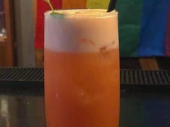 -Mx.cocktail bar