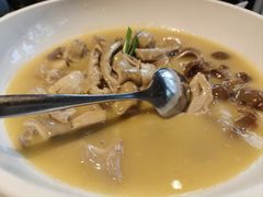 -铜锣湾·有麝自然香(重庆新天地店)