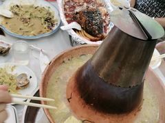 -一口猪海鲜浑锅·东北家常菜