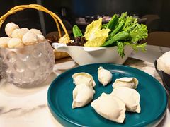 -无界釜·河豚鱼汤锅(红山动物园店)