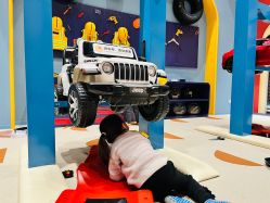 -奈尔宝·儿童乐园·亲子餐厅(鄞州万达店)