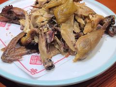 -乔家小院•非遗驴肉•本地小海鲜(滨河路店)