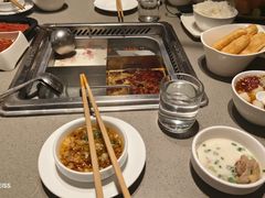 -海底捞火锅(新松江路生日主题店)