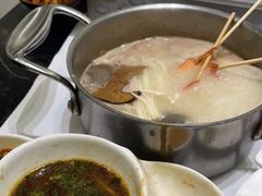 -红鼎豆捞·非遗鲍皇汤火锅(宝丰路店)