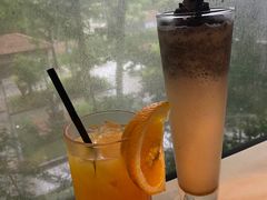 -穹六人间 people 6(岳阳路店)