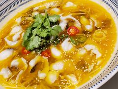 一品酸菜鱼-红城阁·上海味道(四平路店)