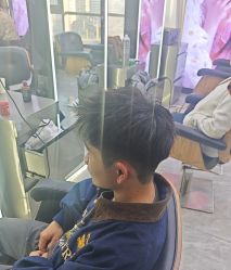 -藤野造型烫发染发