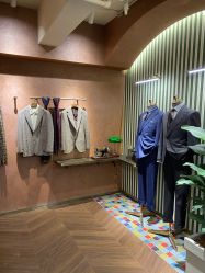 -优刻西服西装定制(金轮国际广场店)