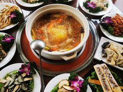-阿鹏故事野生菌火锅(双廊古镇店)