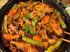 -鸿顺老铁锅美蛙鱼府(解放碑店)