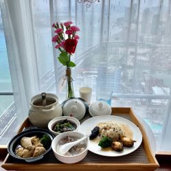 -拾玥国际月子会所(凯宾斯基店)
