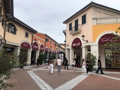 -佛罗伦萨小镇广佛名品奥特莱斯(疏港路店)