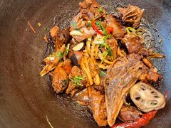 -锅当当铁锅炖烀饼王(长泰广场店)