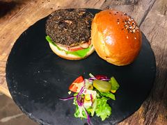 -HIGH FIVE哈福手工汉堡(桂林路店)